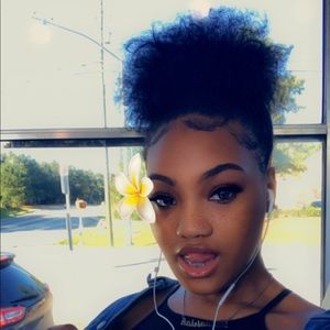 Meet your Posher, Taquairiah